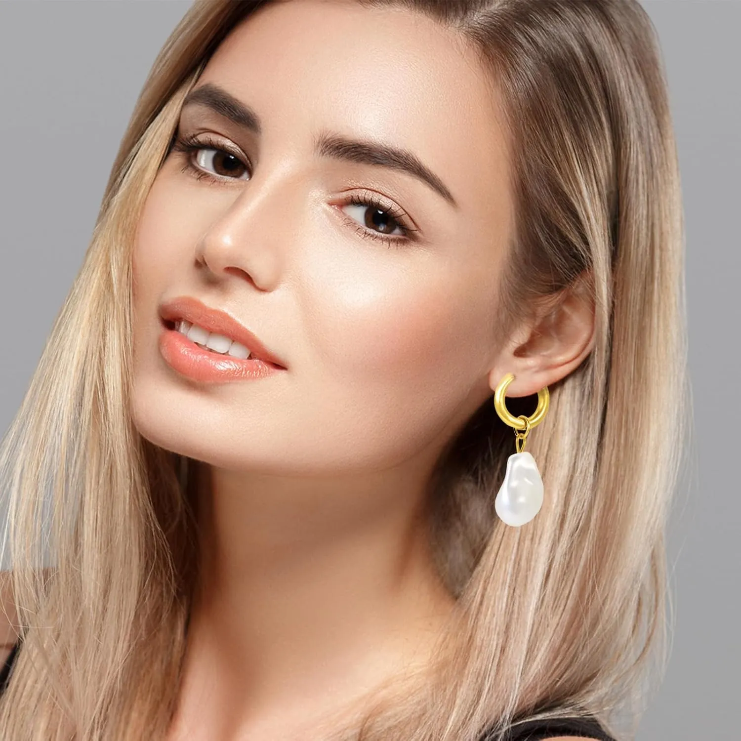 Gold Pearl Earrings For Women, Trendy Pearl Dangle Earrings Chunky Pearl Hoop Earrings Elegant Gold Hoop Earrings Bridal hoop earrings Earrings For Prom Wedding Party Earrings