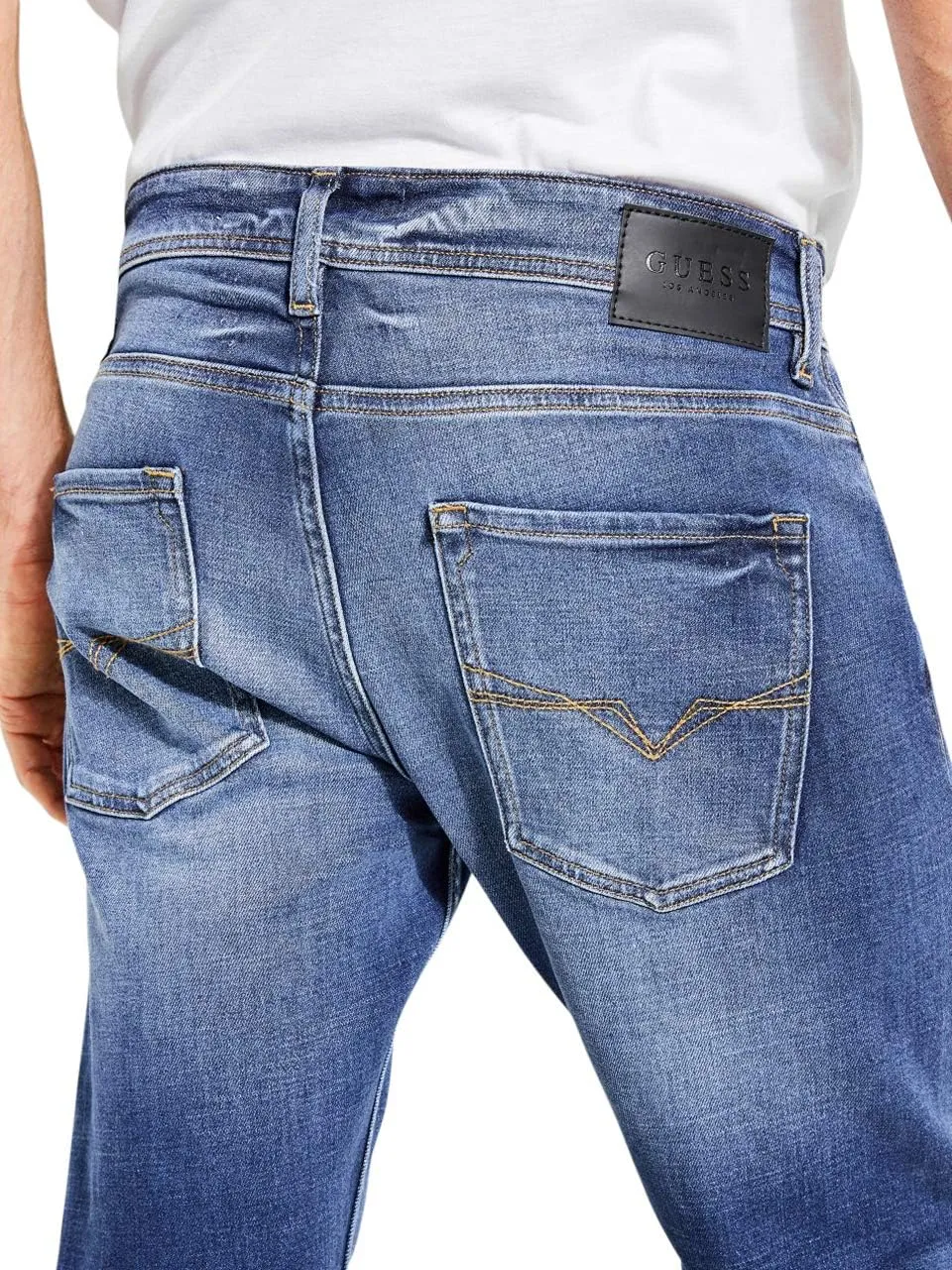 GUESS Men's Regular Straight Jeans