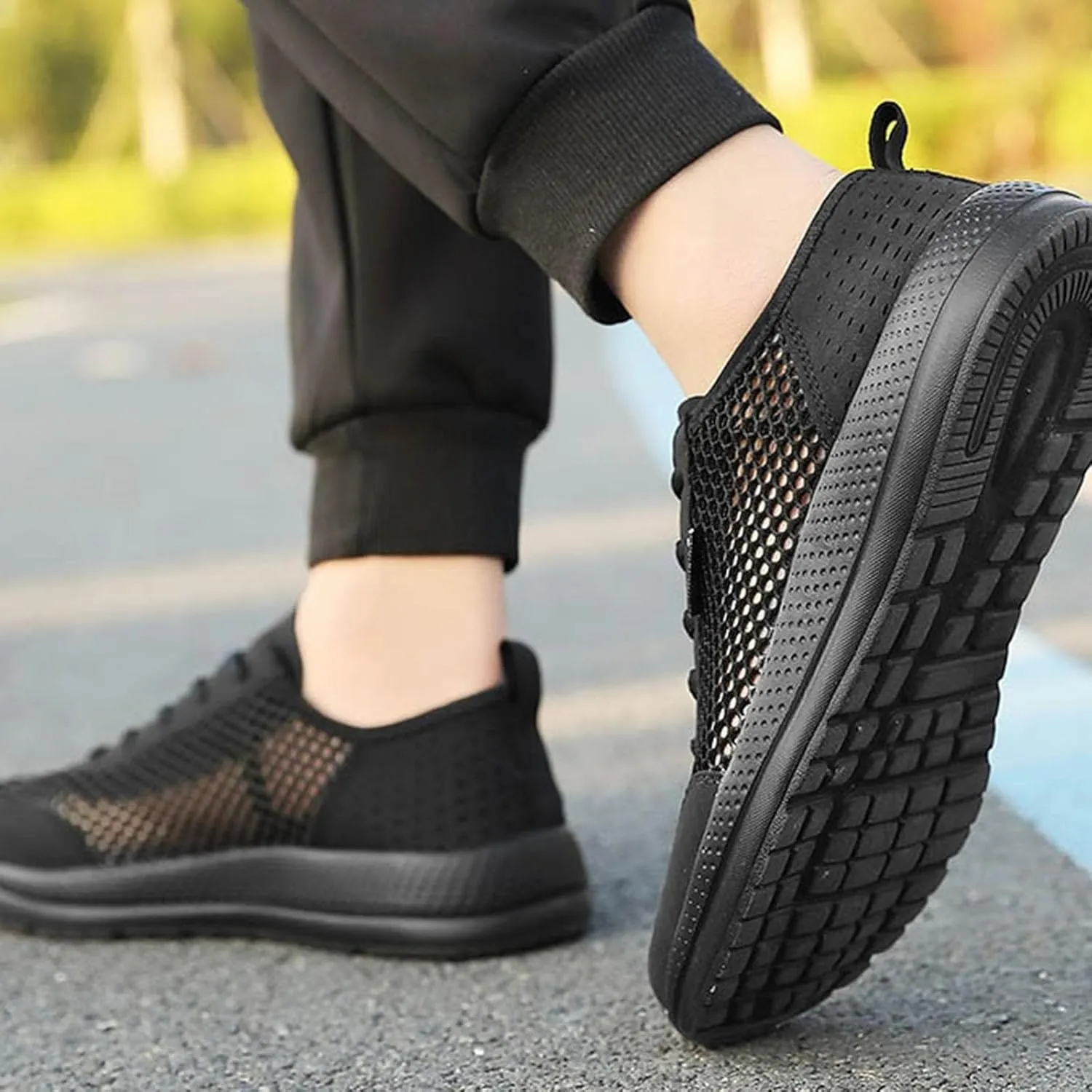 Mens Slip On Walking Shoes Lightweight Breathable Non Slip Running Shoes Comfortable Fashion Mens Sneaker Socks High