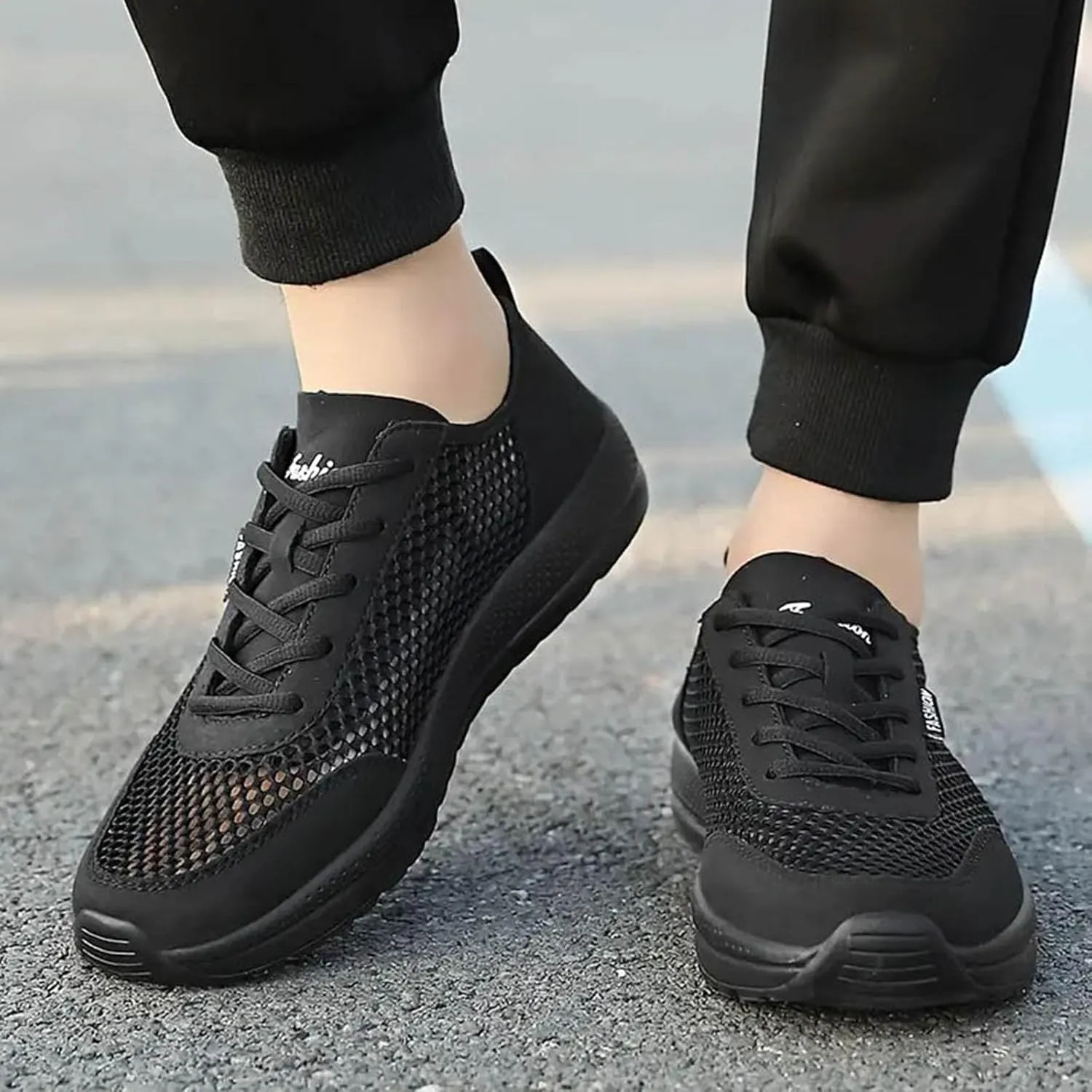 Mens Slip On Walking Shoes Lightweight Breathable Non Slip Running Shoes Comfortable Fashion Mens Sneaker Socks High