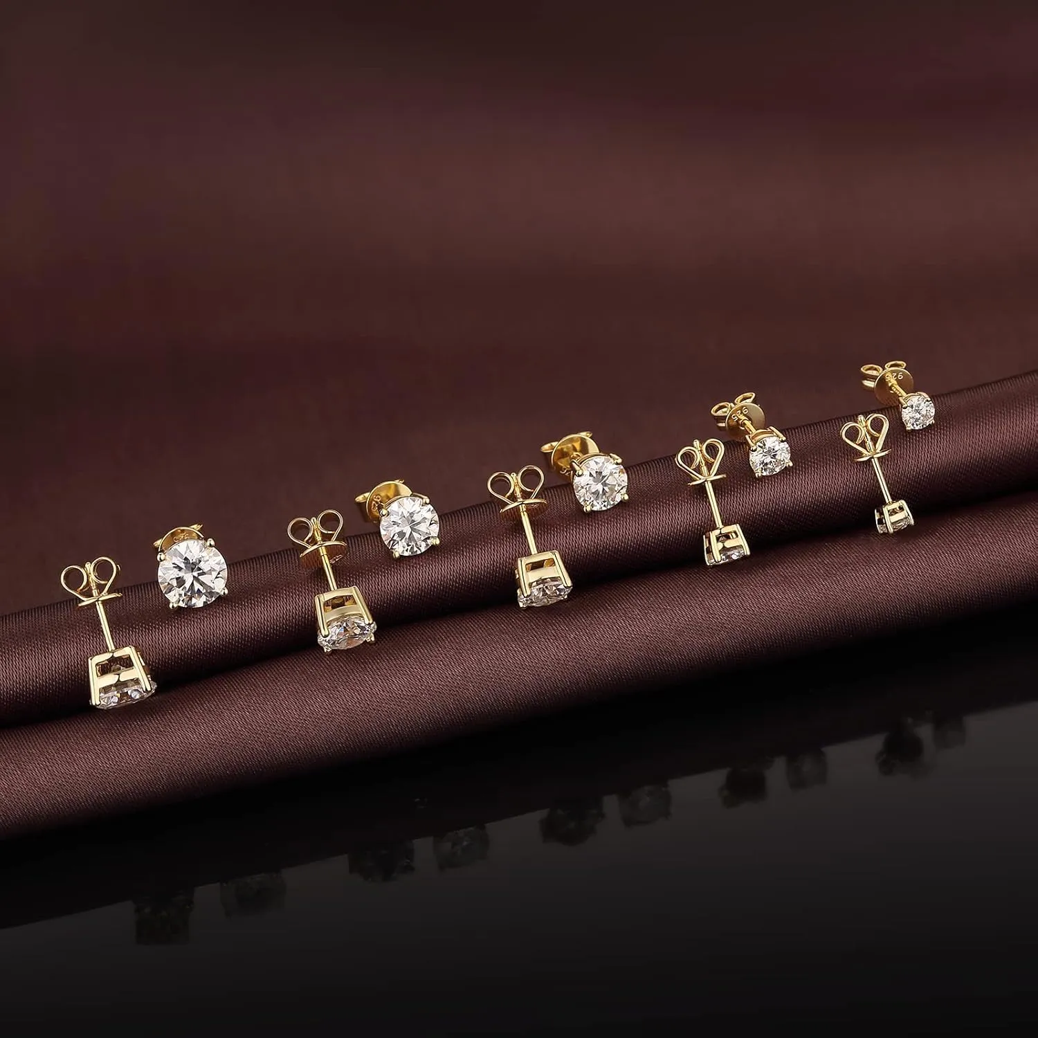 Moissanite Earrings for Women Men S925 Sterling Silver Moissanite Stud Earrings Hypoallergenic Round Cut Stud Earring for Unisex