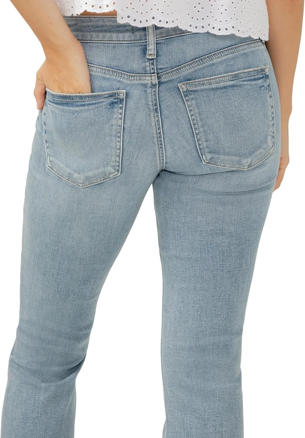 Silver Jeans Co. Women's Britt Low Rise Curvy Fit Slim Bootcut Jeans