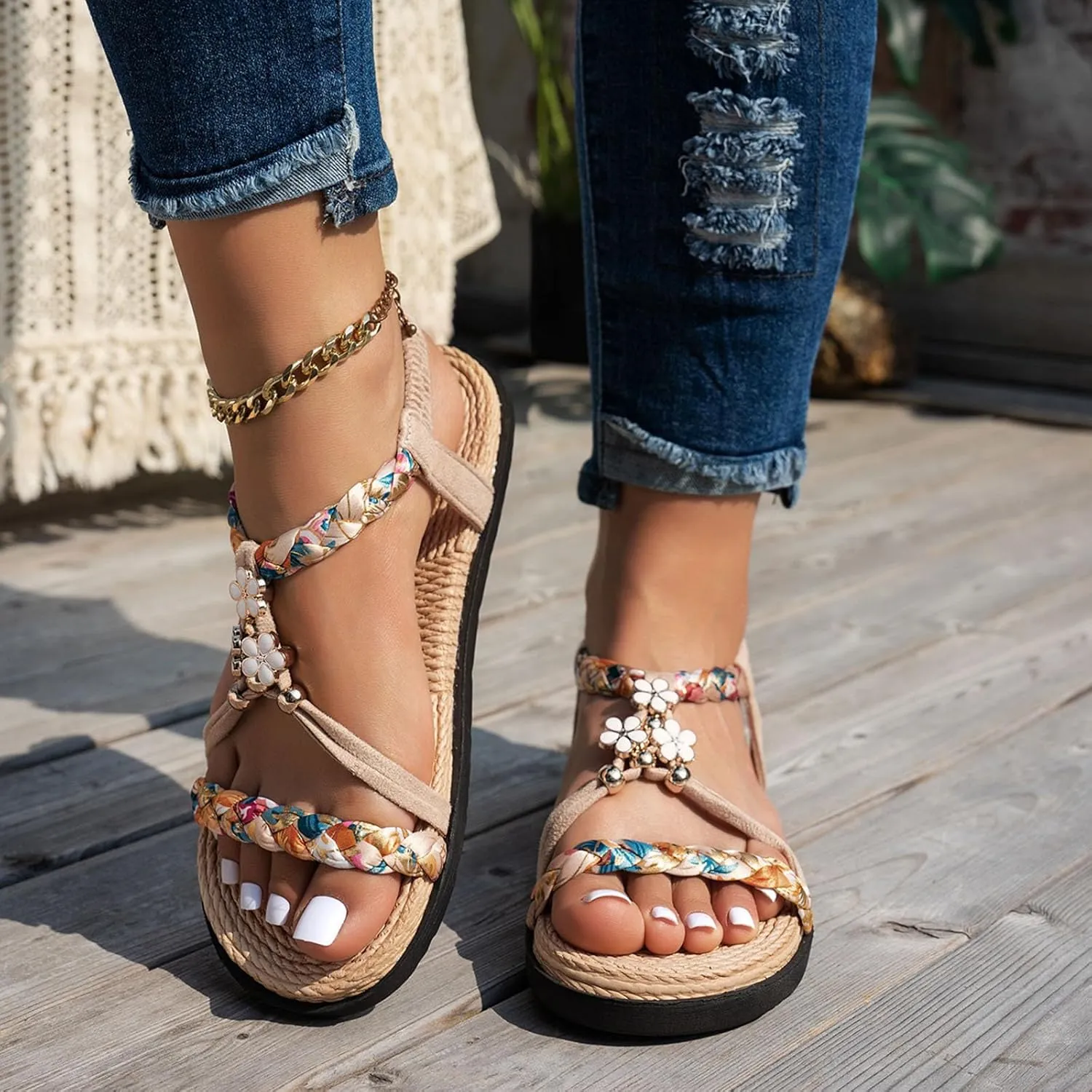 Thick Soled Hollow Women's Shoes Flat Soled Woven Fashionable Casual Rhinestone Outer Wear Sandals Flat Foot Sandals