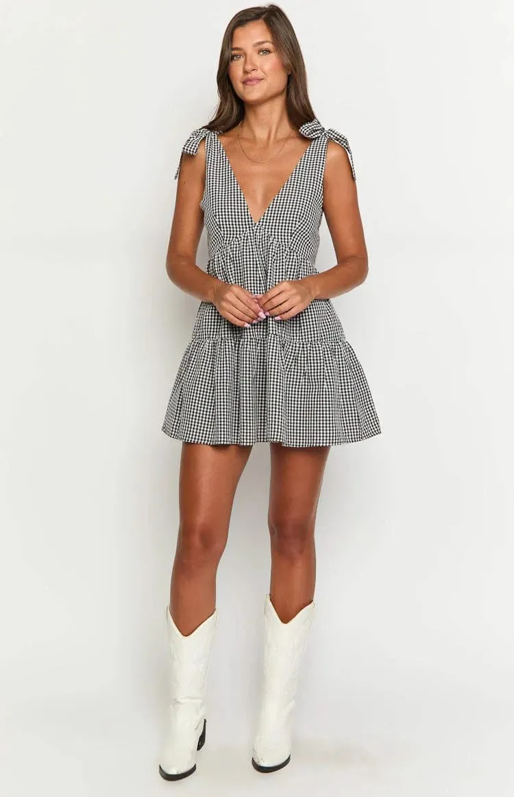 utcoco Women's 2025 Summer A Line Flowy Plaid Mini Dress Y2k Tie Shoulder Babydoll Dress Beach Vacation Outfits